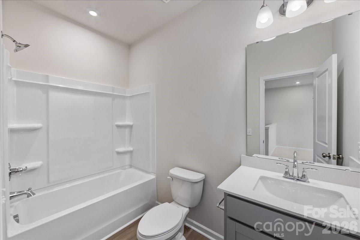 6013 Longar Lane Charlotte NC 28269