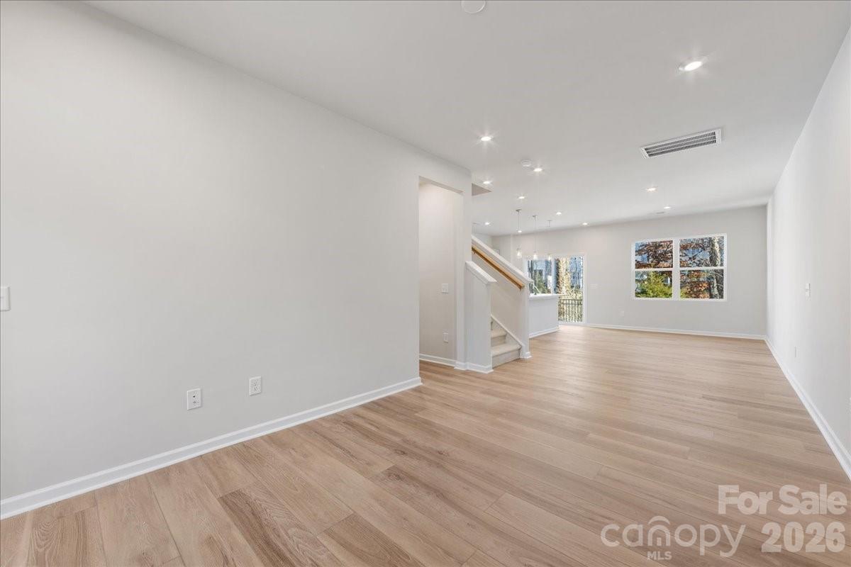 6013 Longar Lane Charlotte NC 28269