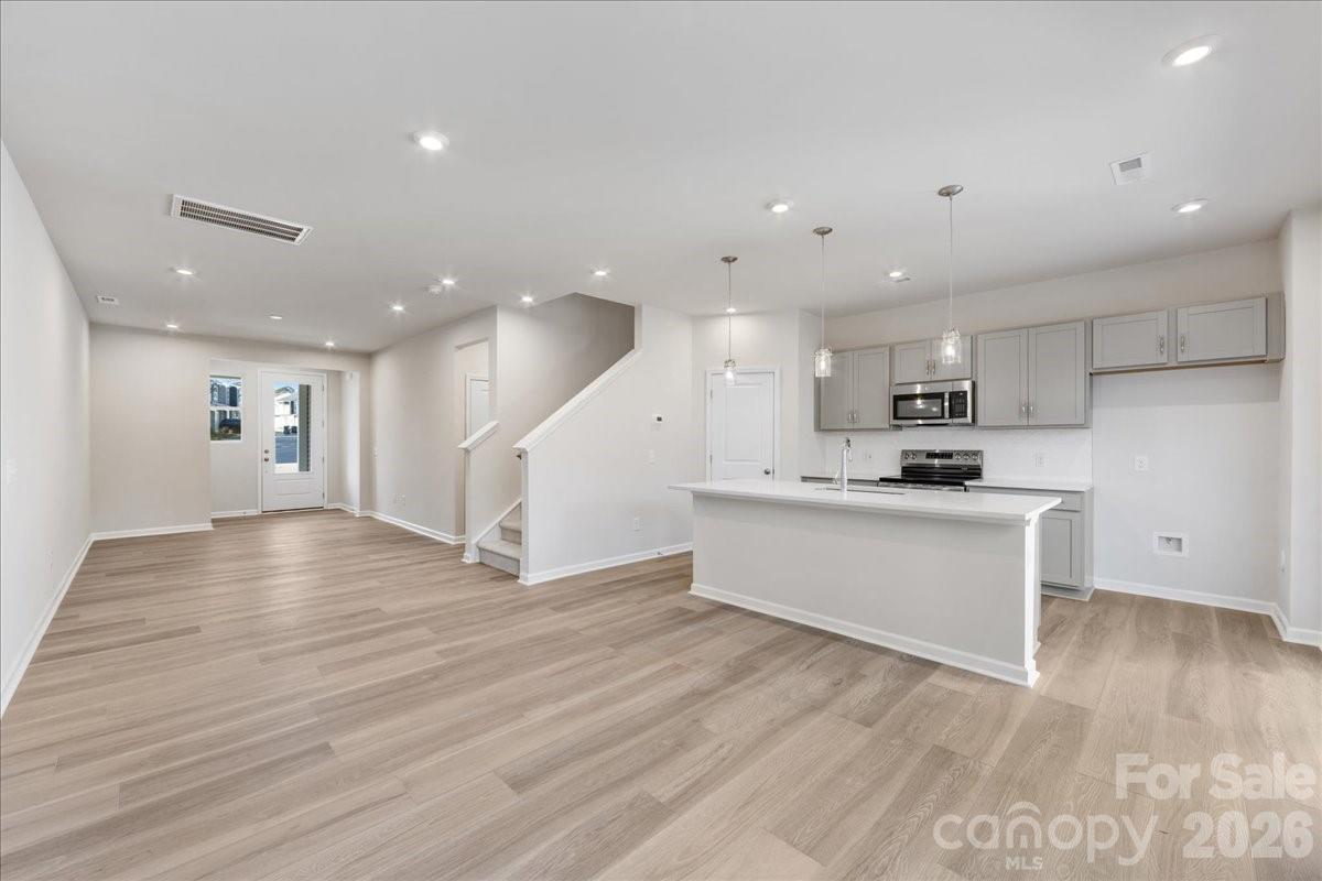 6013 Longar Lane Charlotte NC 28269