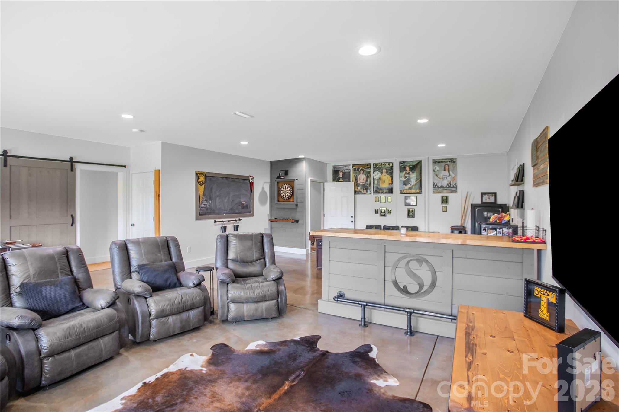 100 Kinloch Lane Clyde NC 28721