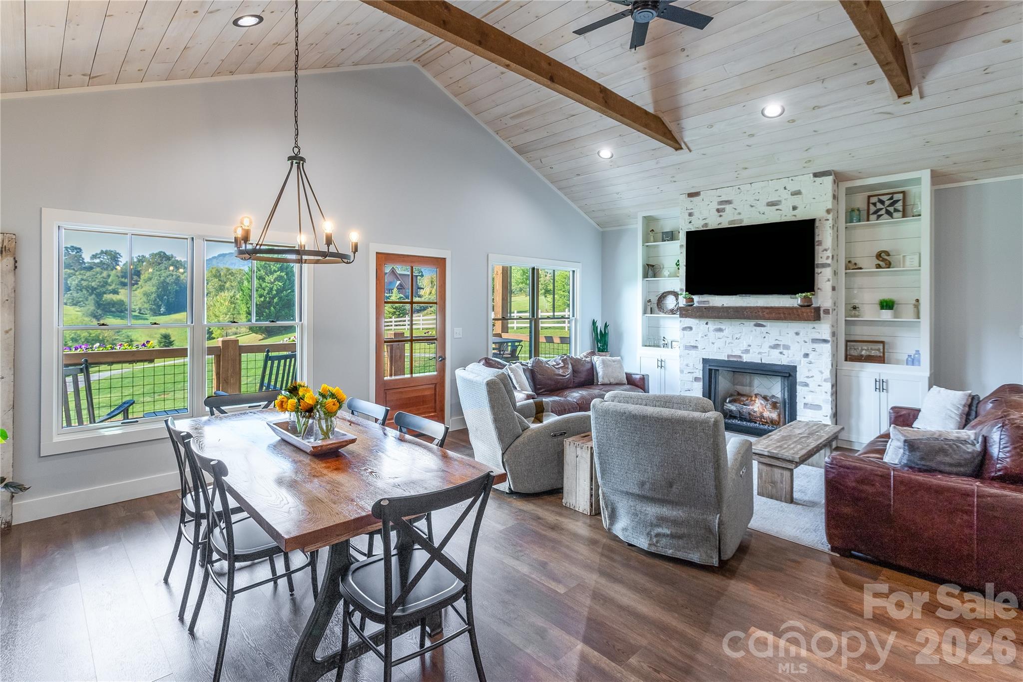 100 Kinloch Lane Clyde NC 28721