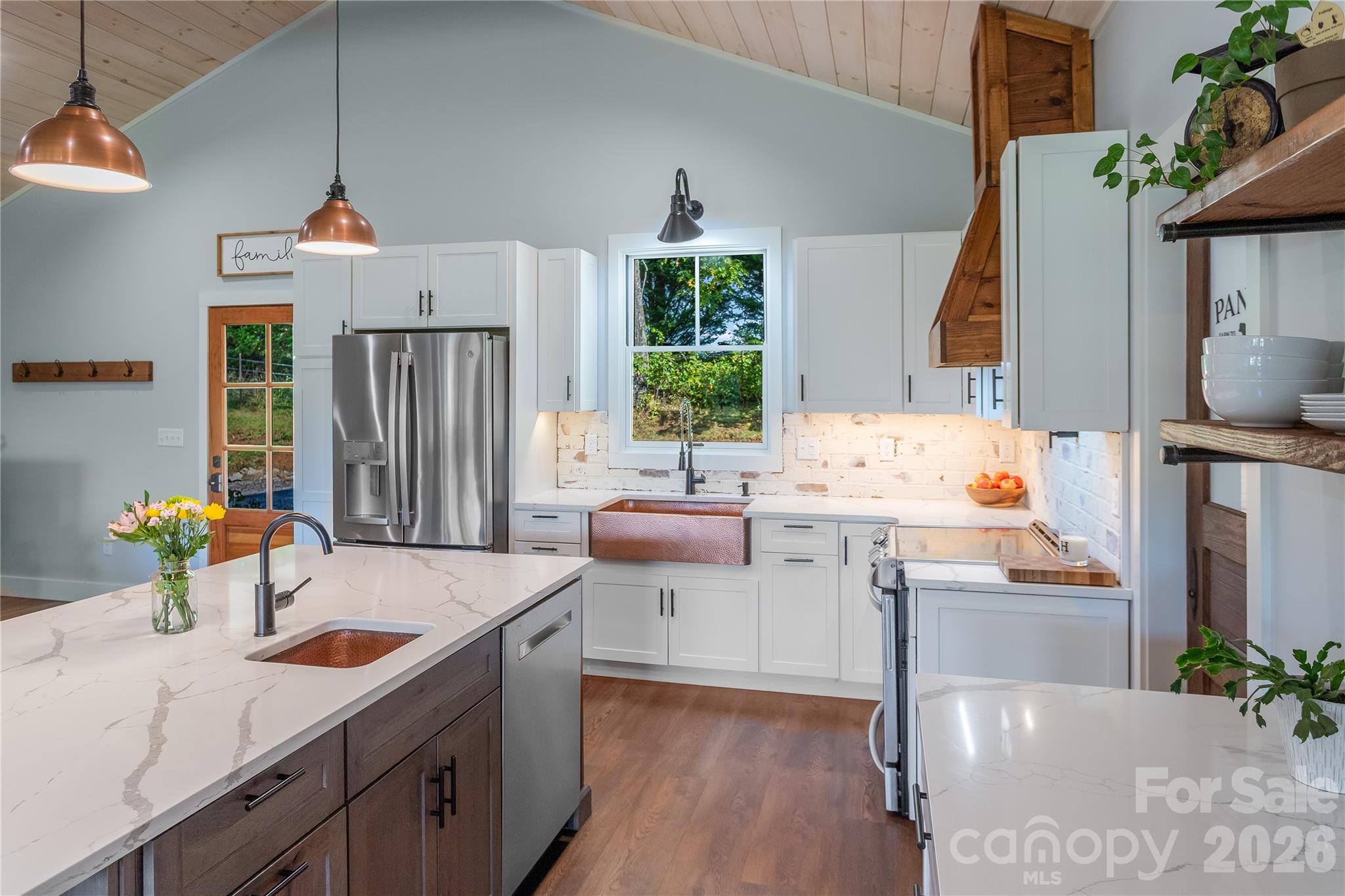 100 Kinloch Lane Clyde NC 28721