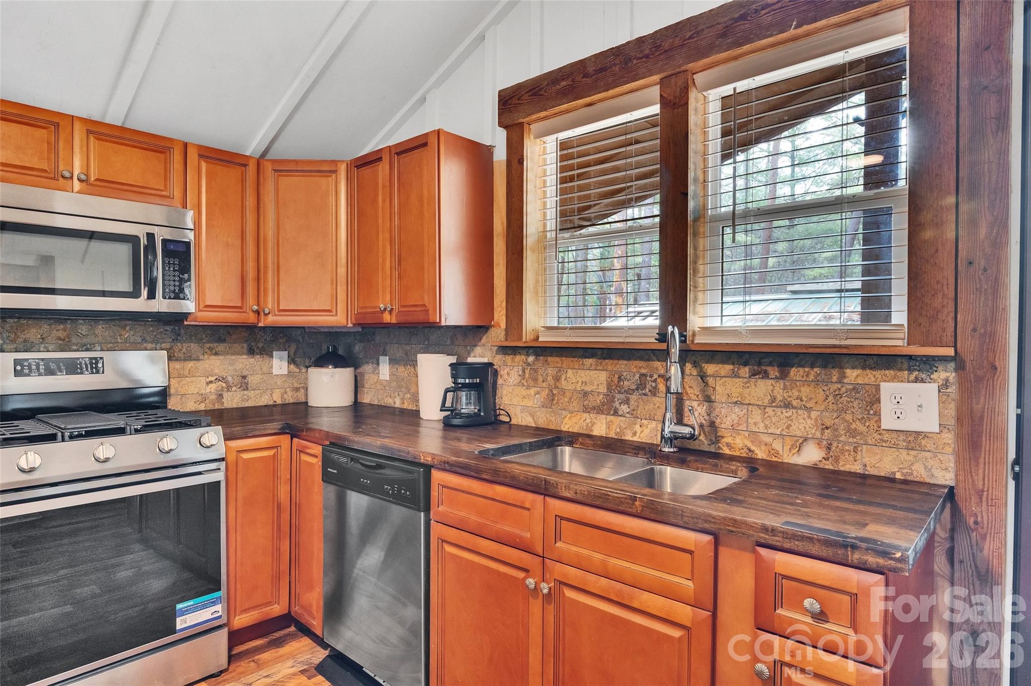 179 Doves Way Lake Lure NC 28746