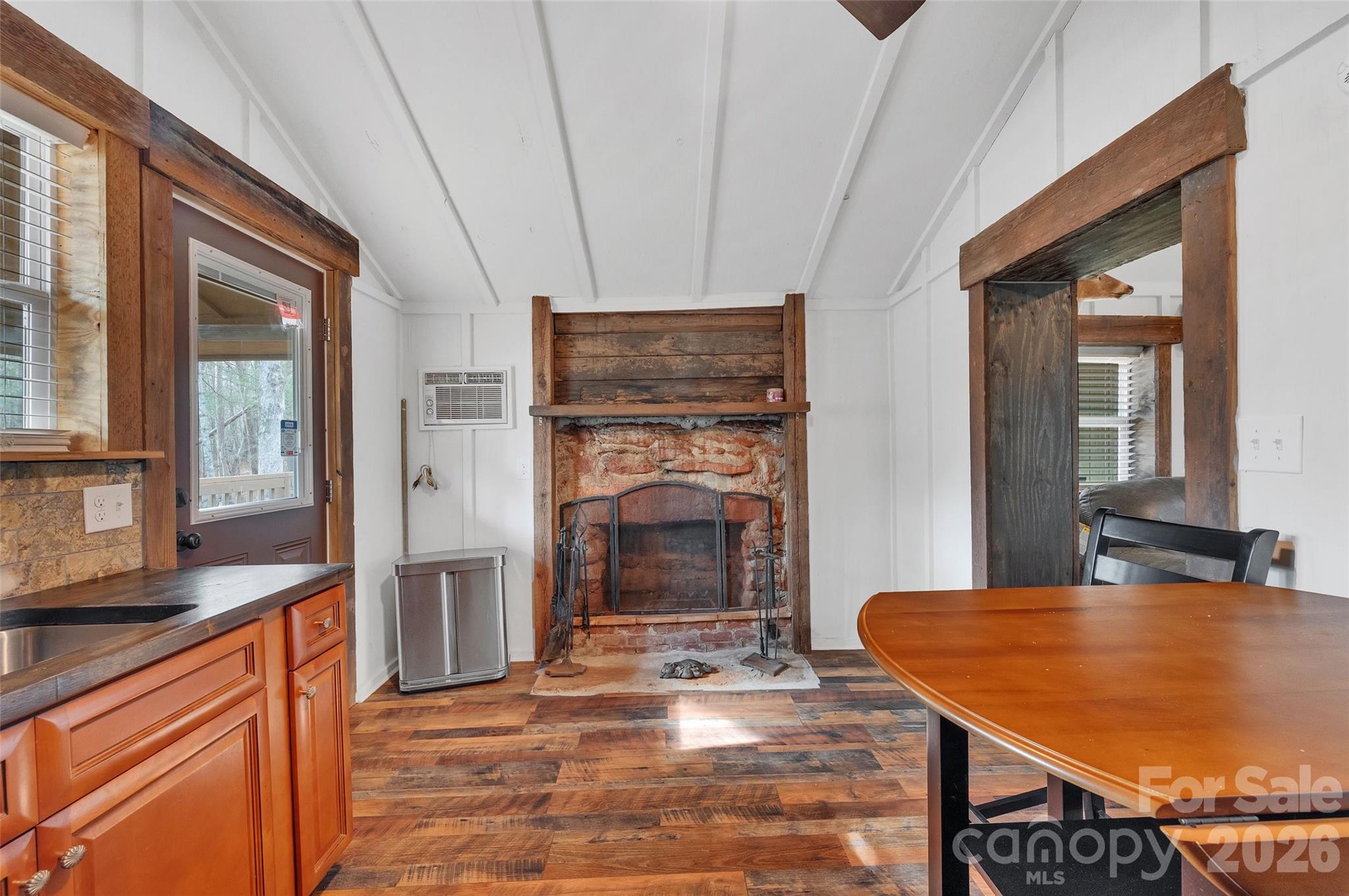 179 Doves Way Lake Lure NC 28746