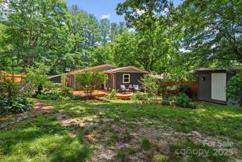 207 S Oconeechee Avenue Black Mountain NC 28711