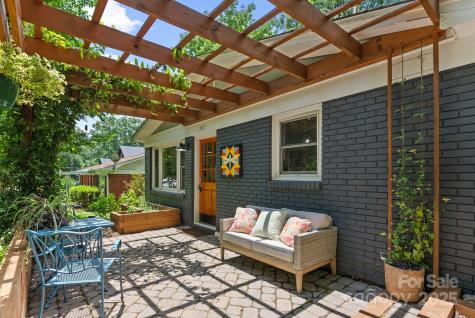 207 S Oconeechee Avenue Black Mountain NC 28711