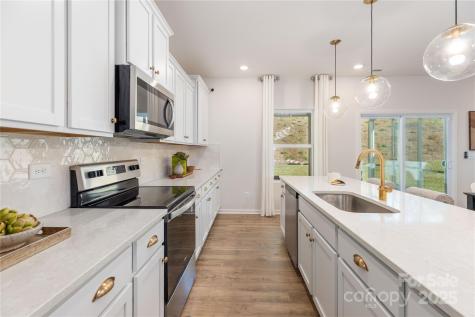 1402 Richmond Drive Lowell NC 28098