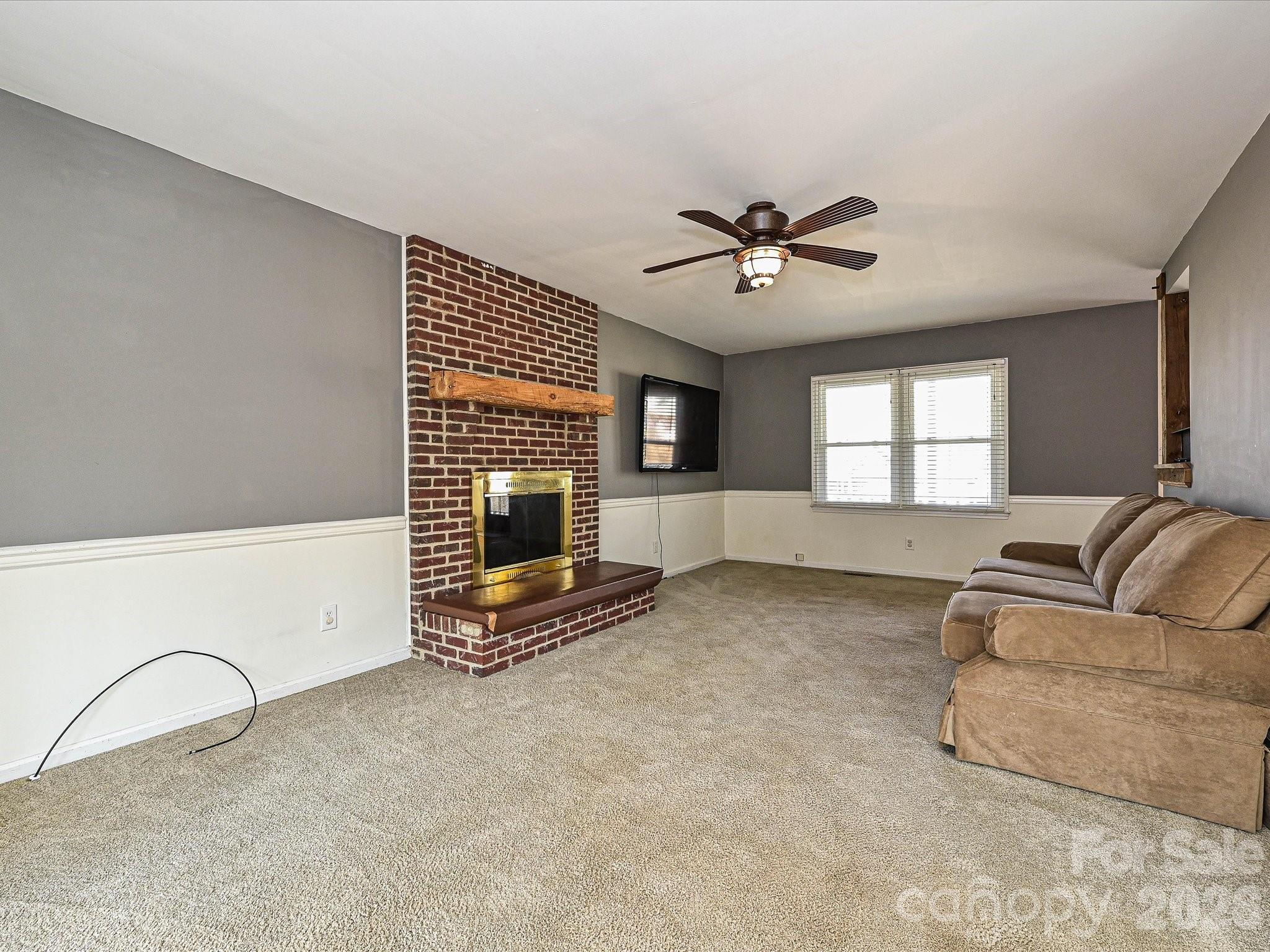 104 Deertrack Drive Mount Holly NC 28120