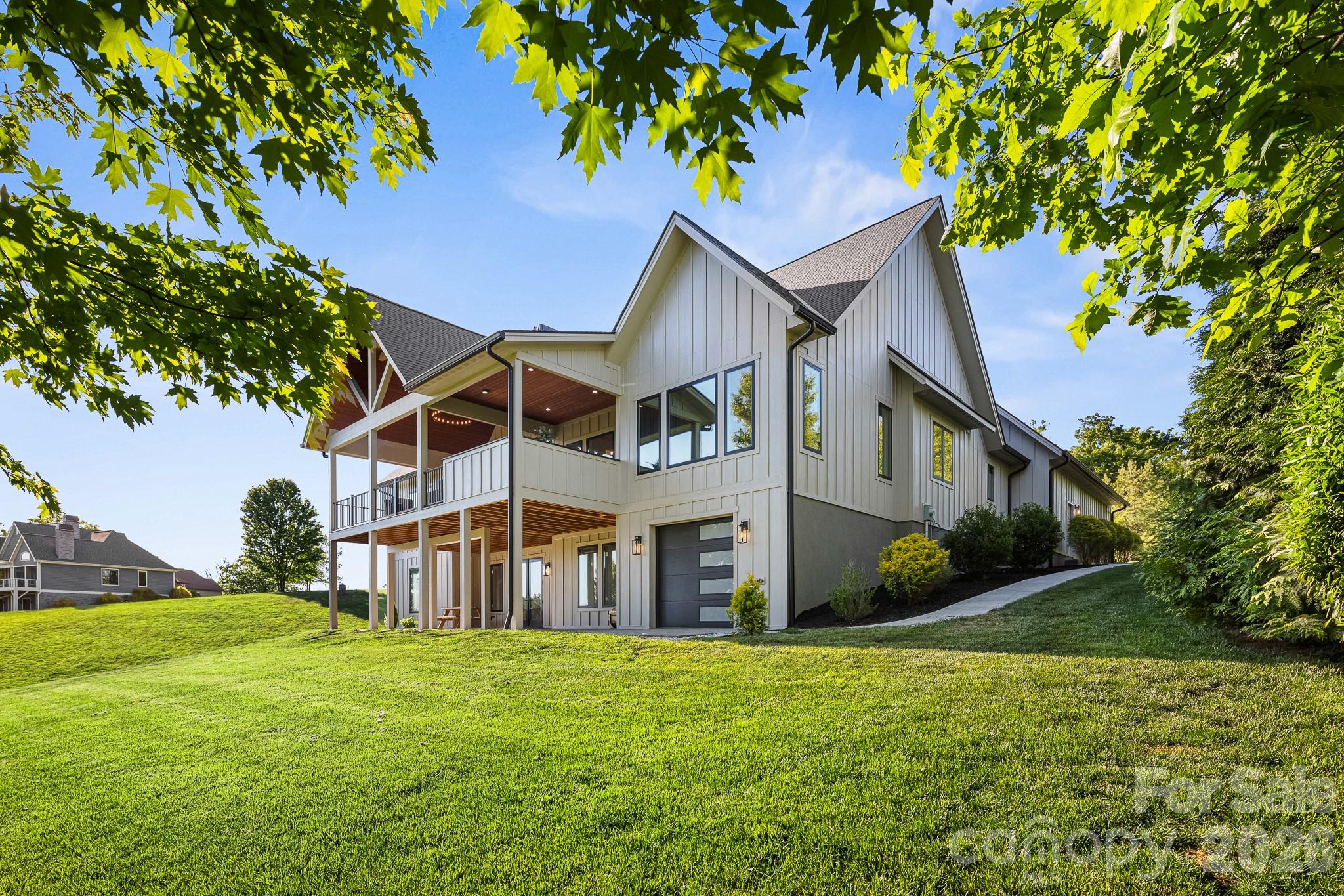 10 Autumn Leaf Drive Fletcher NC 28732