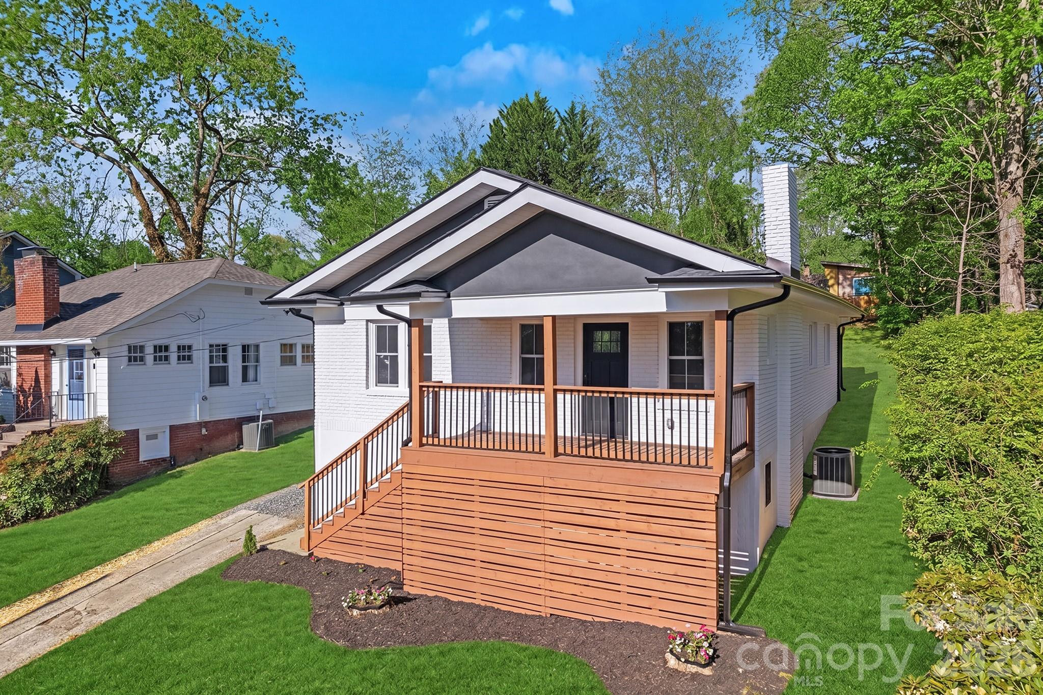 154 Laurel Loop Asheville NC 28806