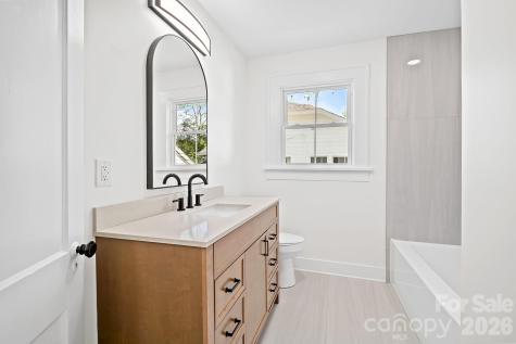 154 Laurel Loop Asheville NC 28806
