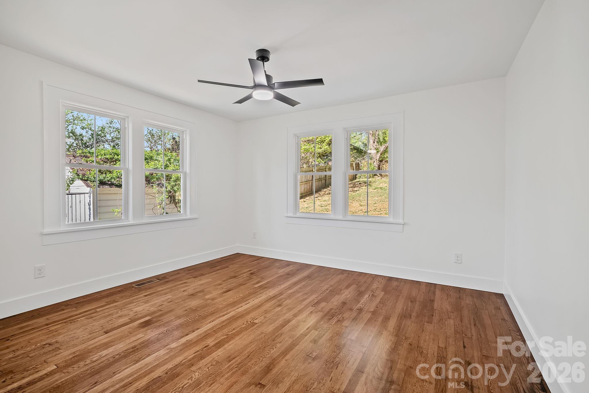 154 Laurel Loop Asheville NC 28806