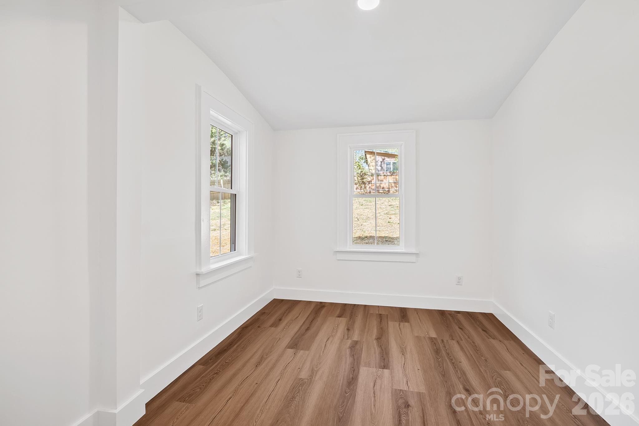 154 Laurel Loop Asheville NC 28806