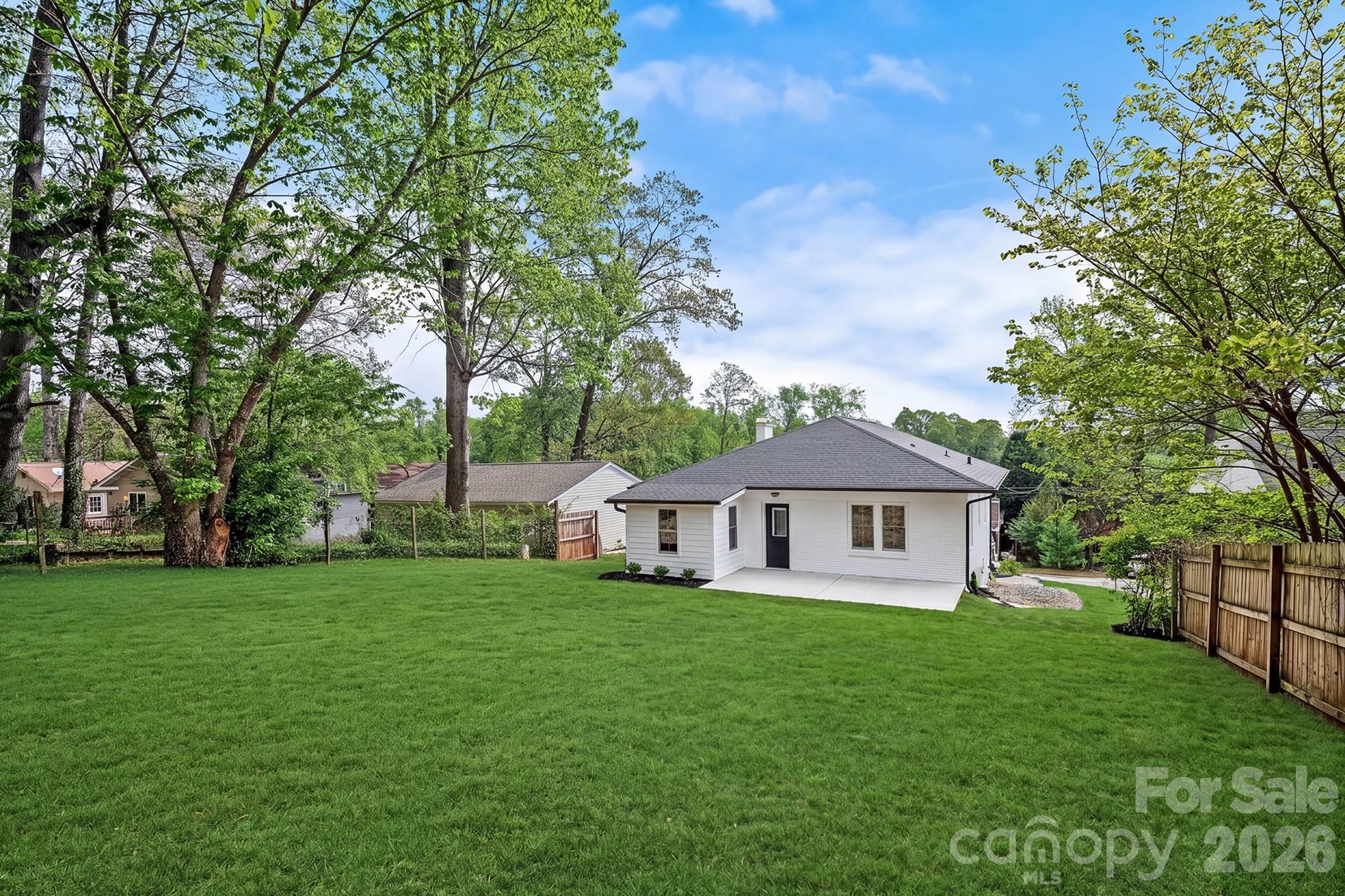 154 Laurel Loop Asheville NC 28806