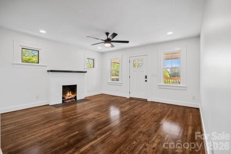 154 Laurel Loop Asheville NC 28806
