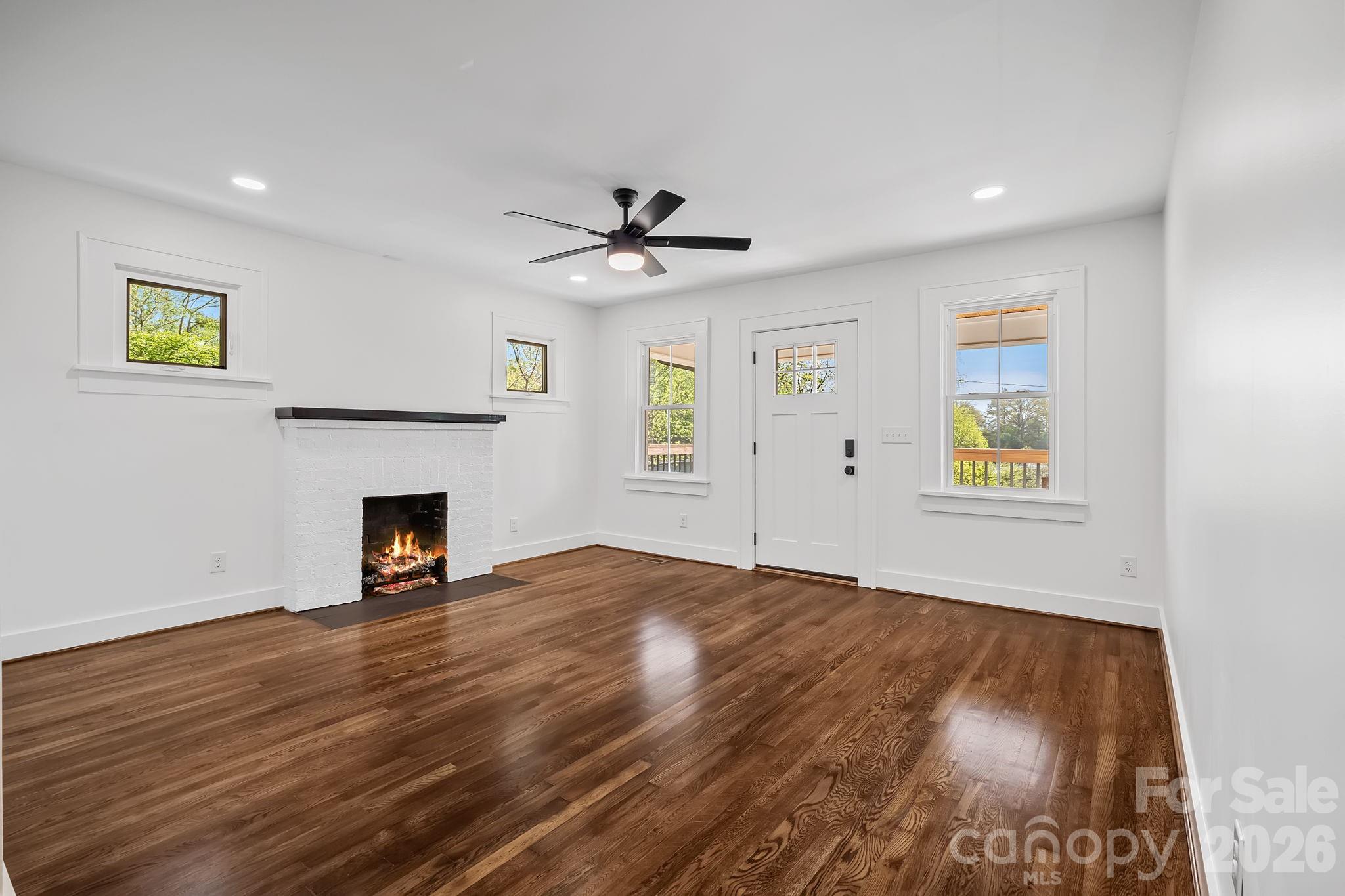 154 Laurel Loop Asheville NC 28806