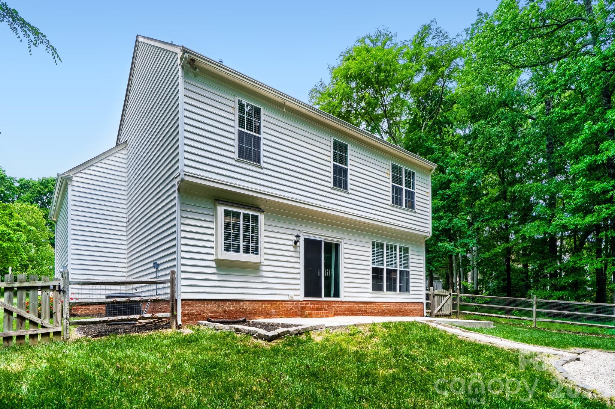 6408 Fillian Lane Charlotte NC 28269