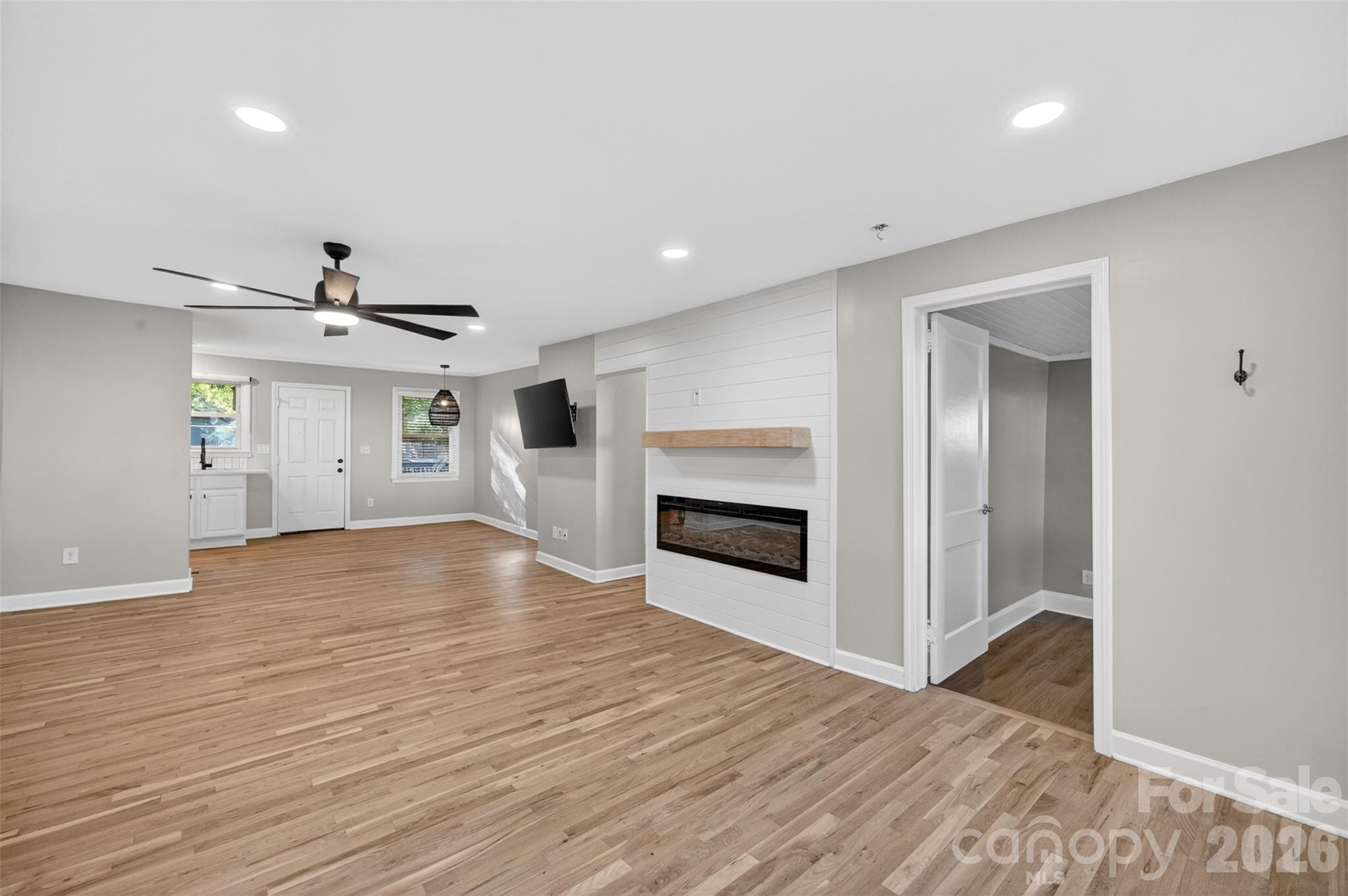 1816 Anderson Street Charlotte NC 28205