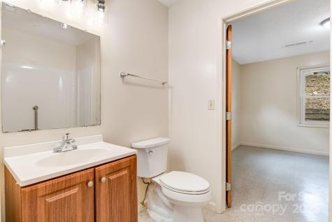 119 Richland Street Asheville NC 28806