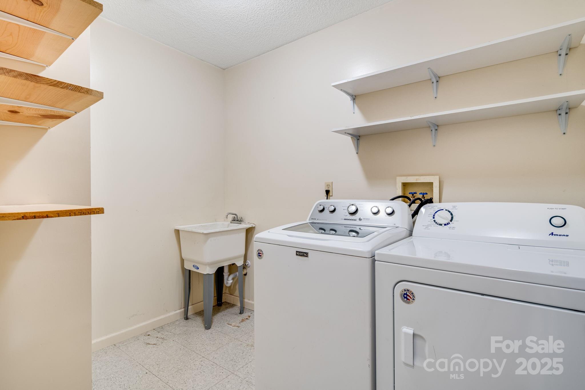 119 Richland Street Asheville NC 28806