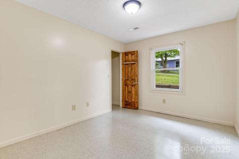 119 Richland Street Asheville NC 28806