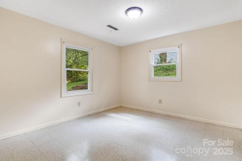 119 Richland Street Asheville NC 28806