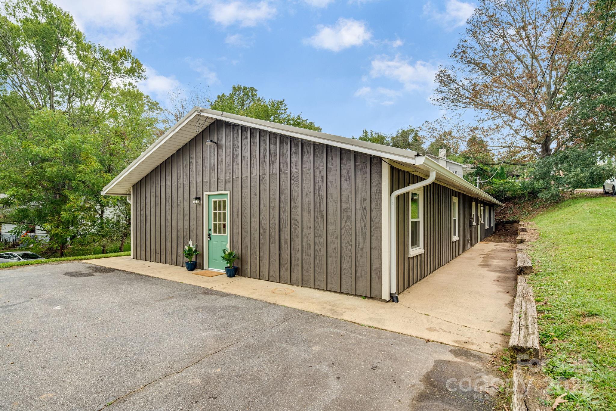 119 Richland Street Asheville NC 28806