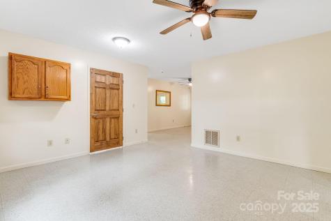 119 Richland Street Asheville NC 28806