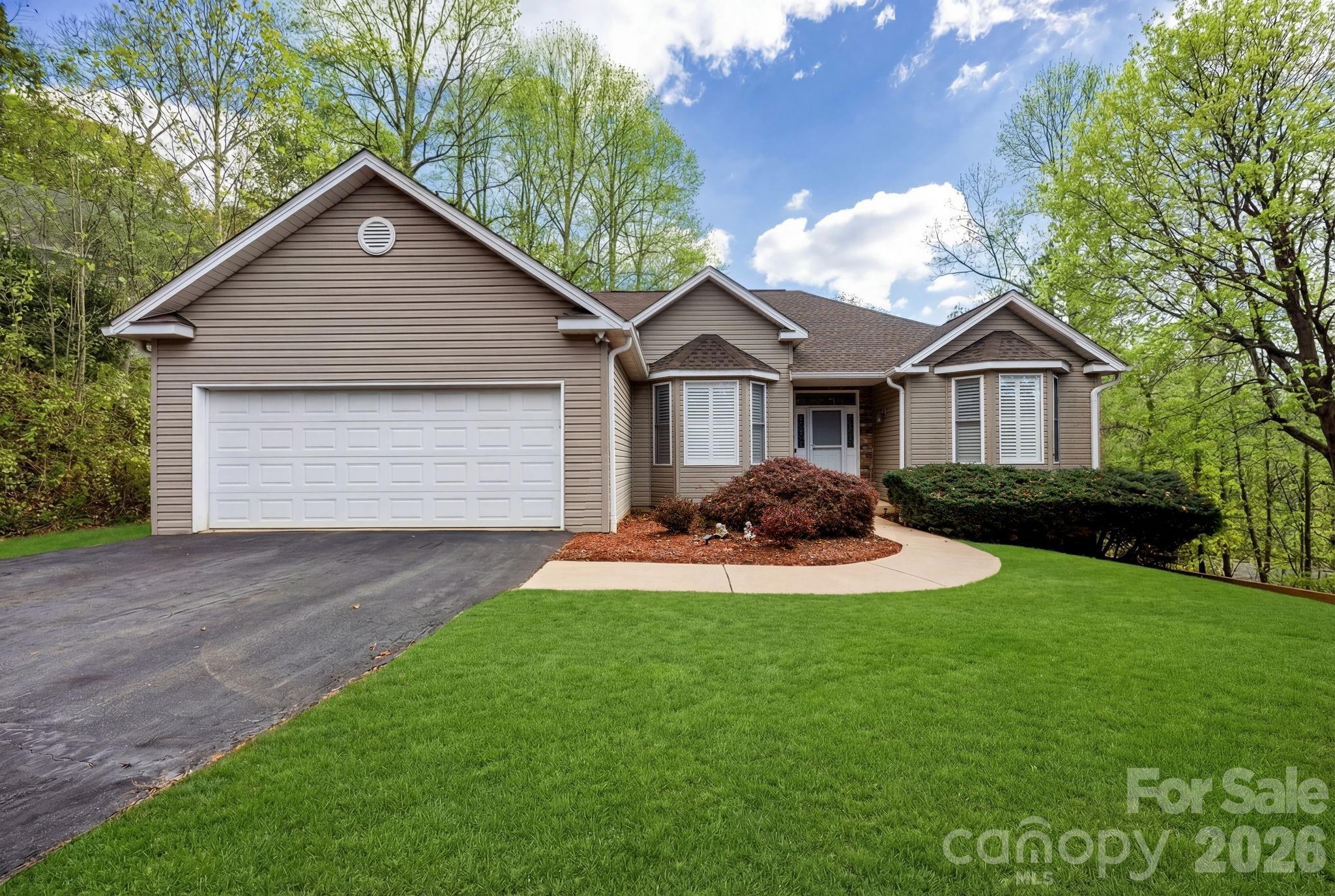 403 Canonero Drive Fairview NC 28730