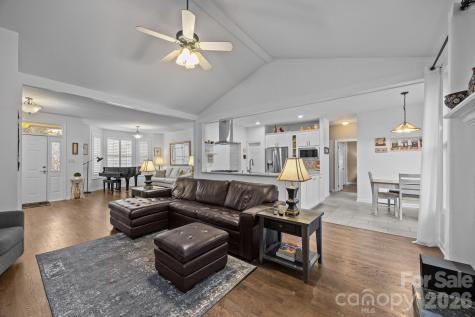 403 Canonero Drive Fairview NC 28730