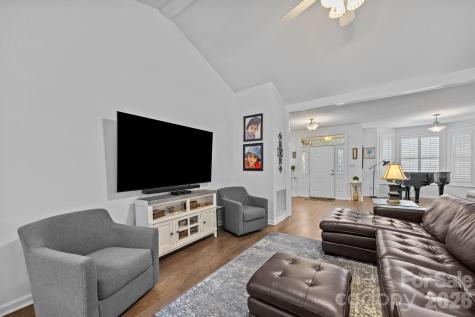 403 Canonero Drive Fairview NC 28730