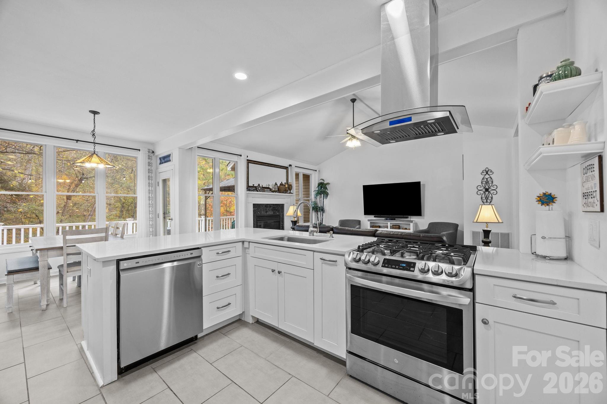 403 Canonero Drive Fairview NC 28730