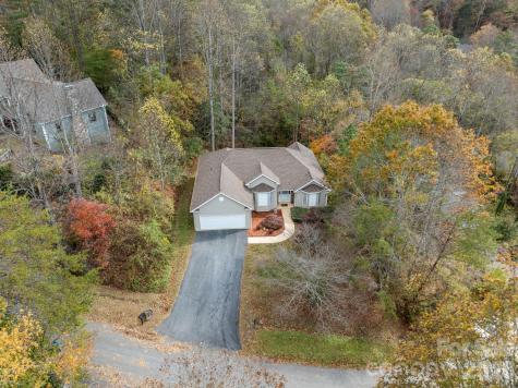 403 Canonero Drive Fairview NC 28730