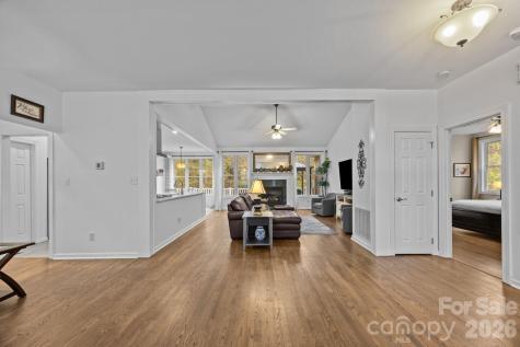 403 Canonero Drive Fairview NC 28730