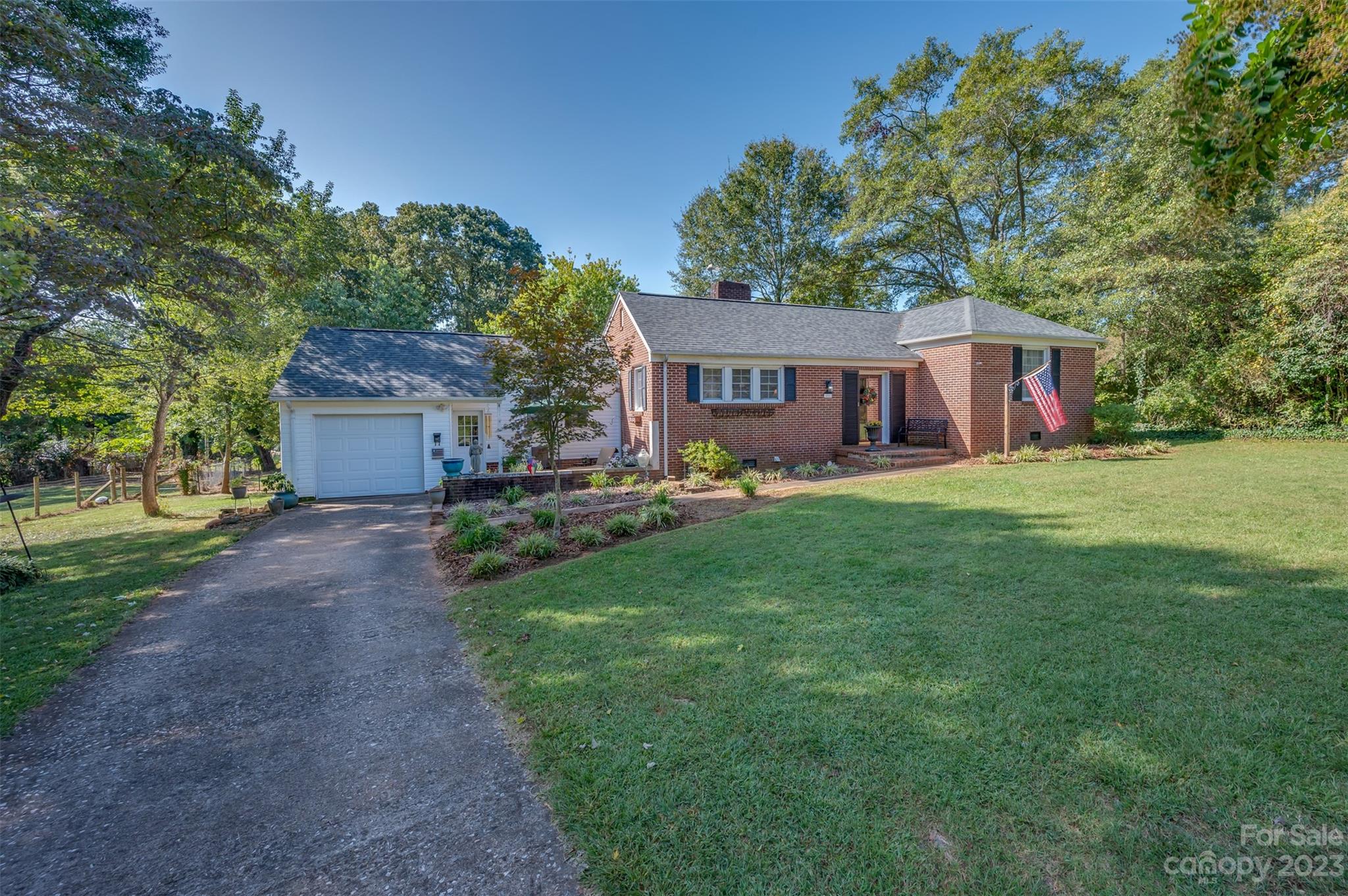 406 Arlington Street Forest City NC 28043