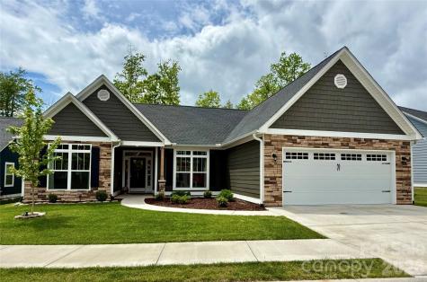 137 Marianne Drive Hendersonville NC 28739