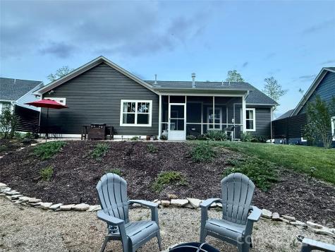 137 Marianne Drive Hendersonville NC 28739