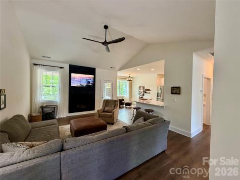 137 Marianne Drive Hendersonville NC 28739