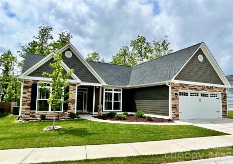 137 Marianne Drive Hendersonville NC 28739