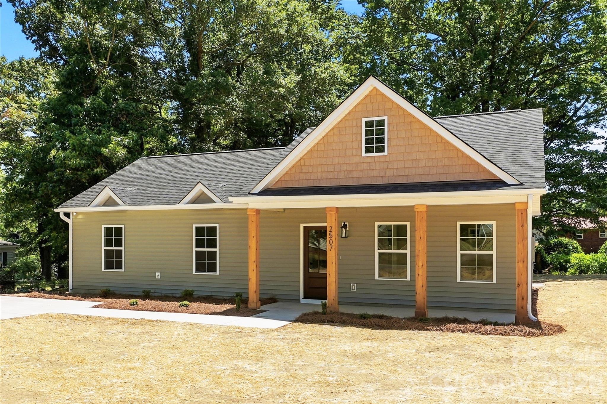 2507 Pacer Lane Statesville NC 28677