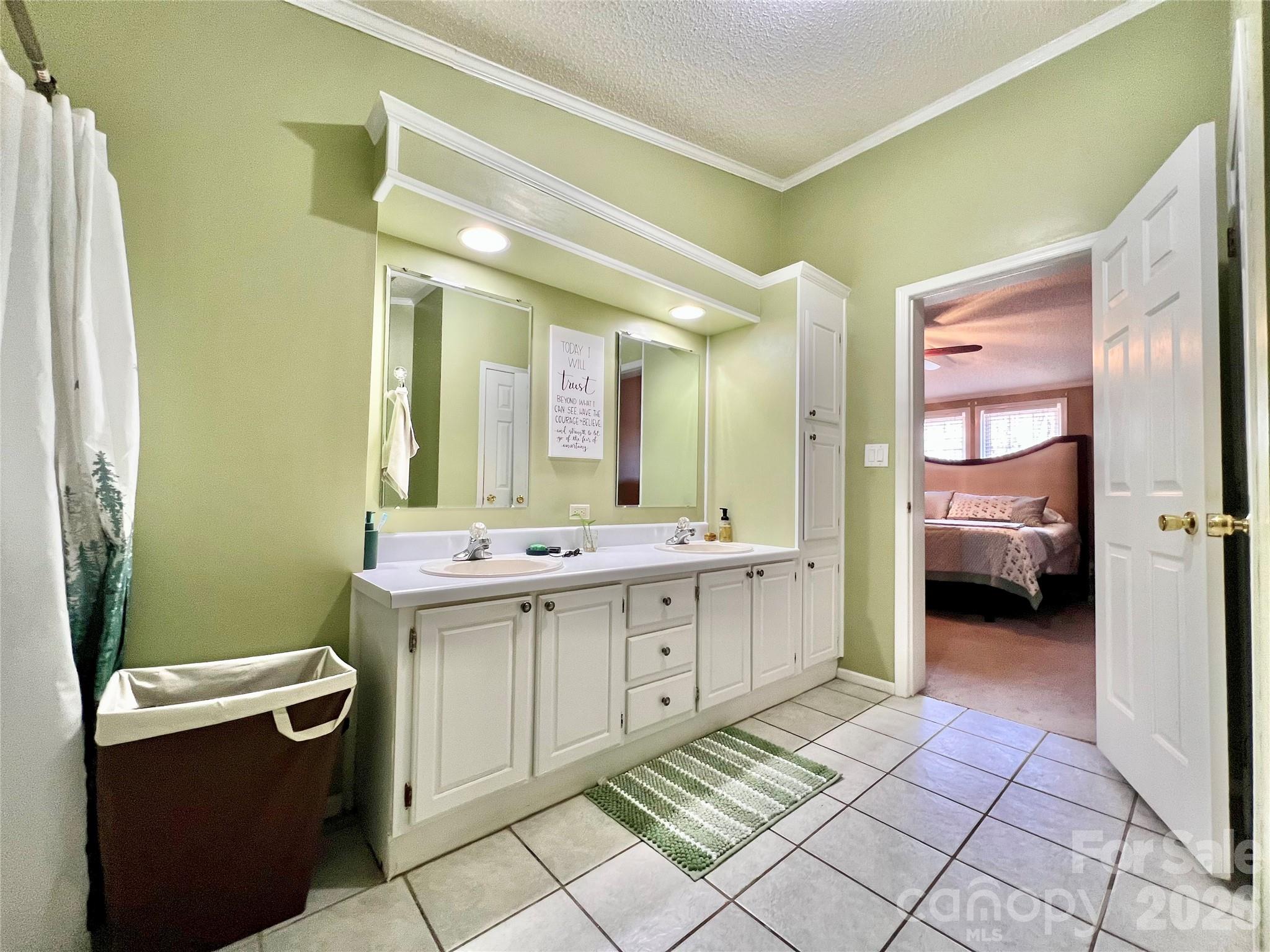 214 Heritage Circle Taylorsville NC 28681