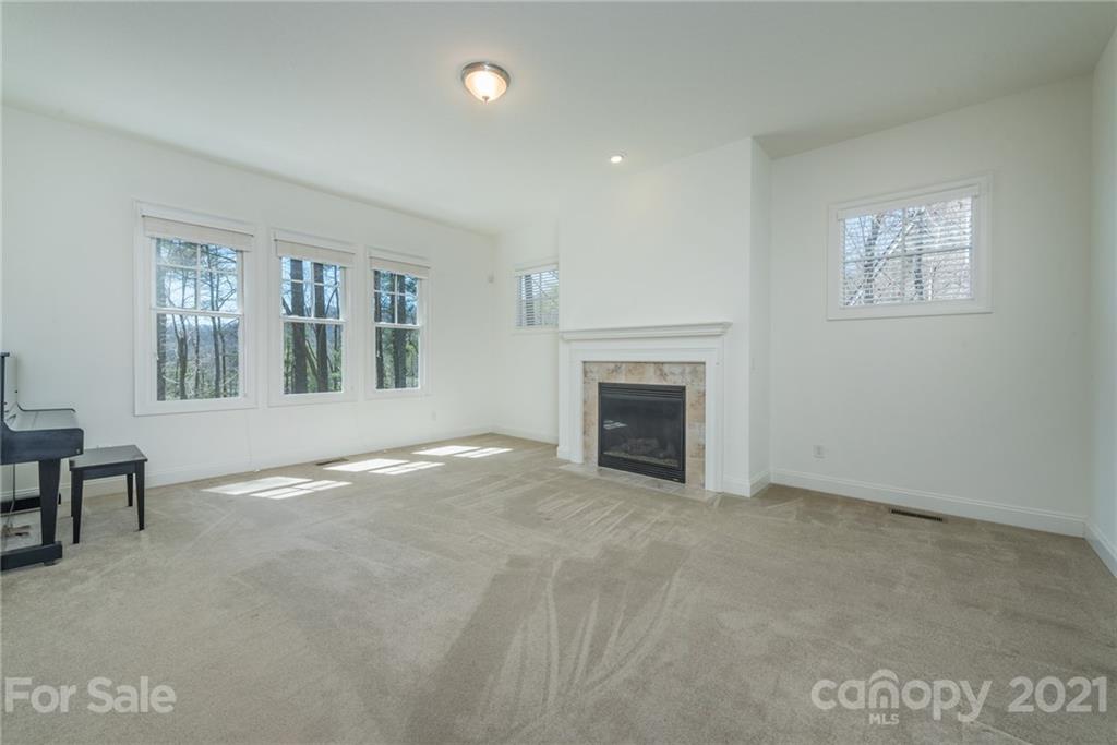 11 Pine Knot Loop Fairview NC 28730