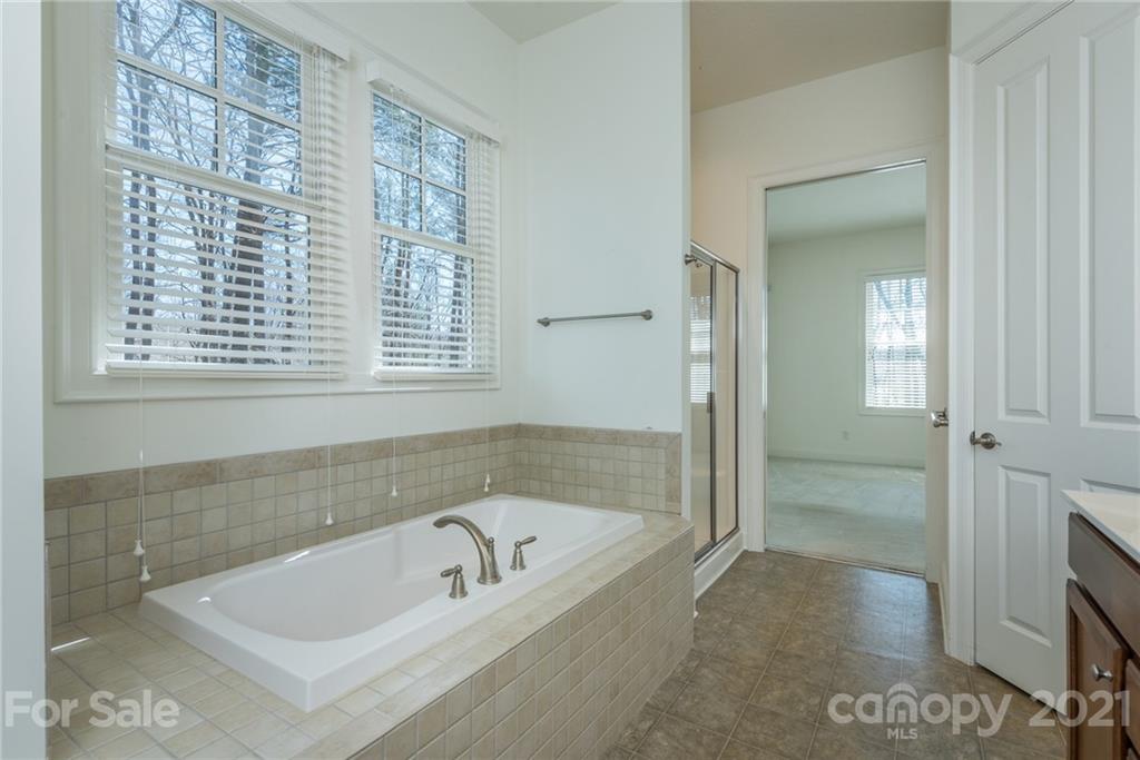 11 Pine Knot Loop Fairview NC 28730