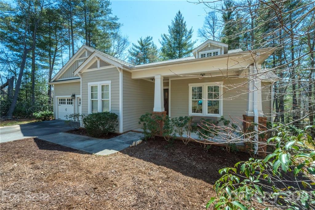 11 Pine Knot Loop Fairview NC 28730