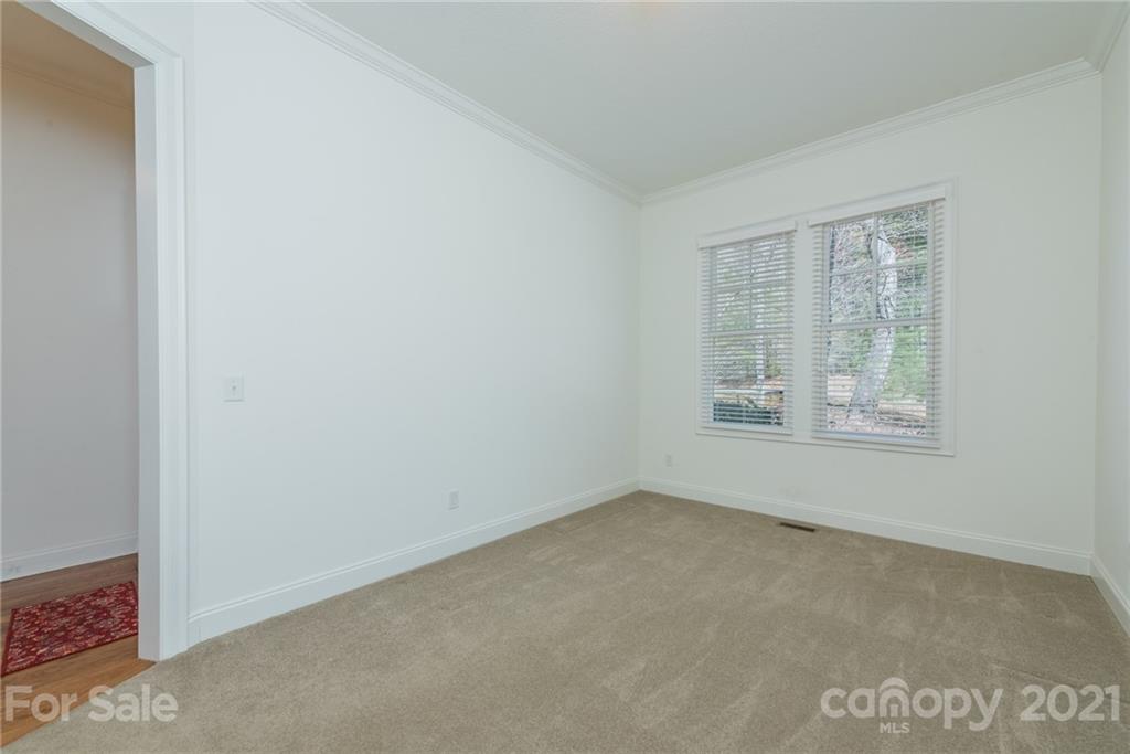 11 Pine Knot Loop Fairview NC 28730