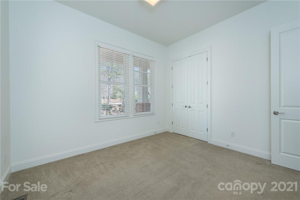 11 Pine Knot Loop Fairview NC 28730
