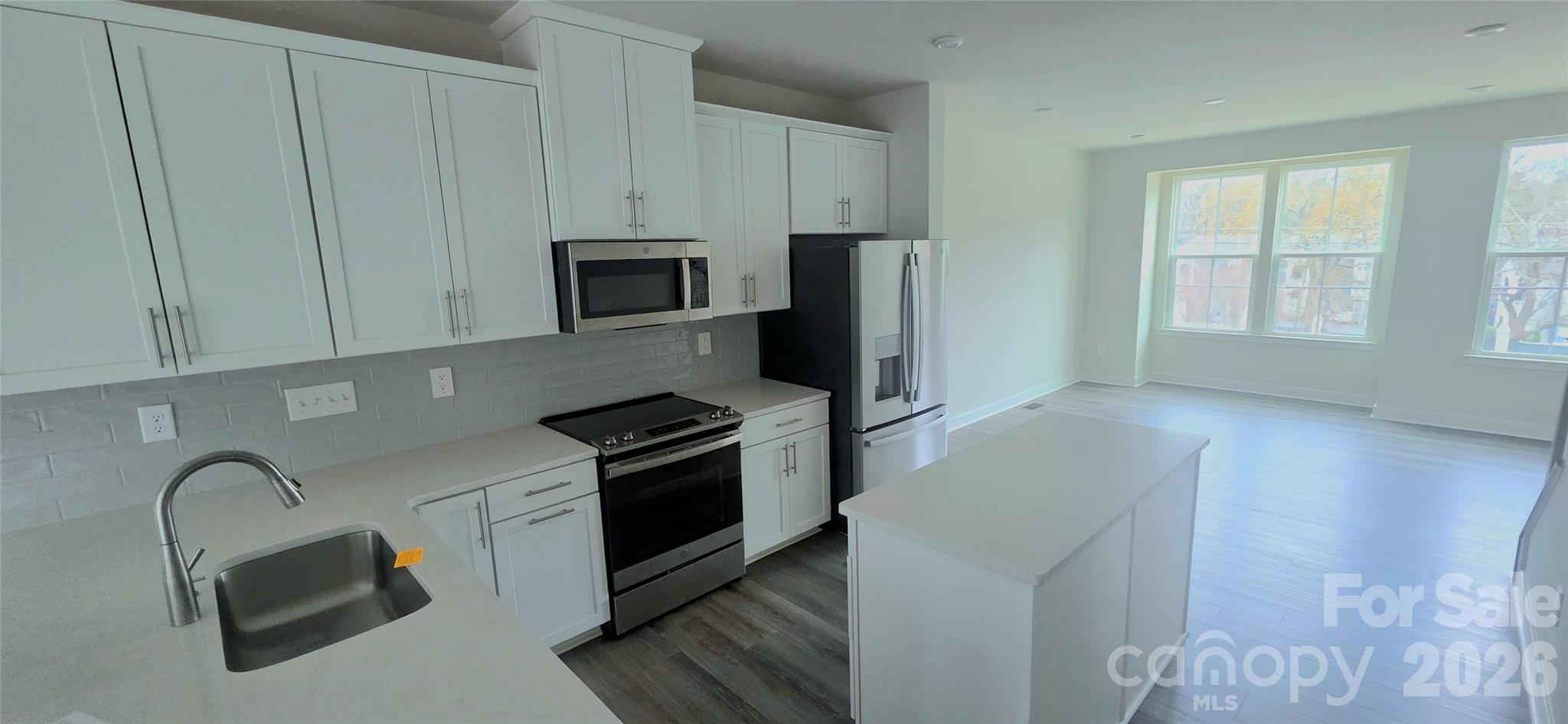 960 Broad River Lane Charlotte NC 28211