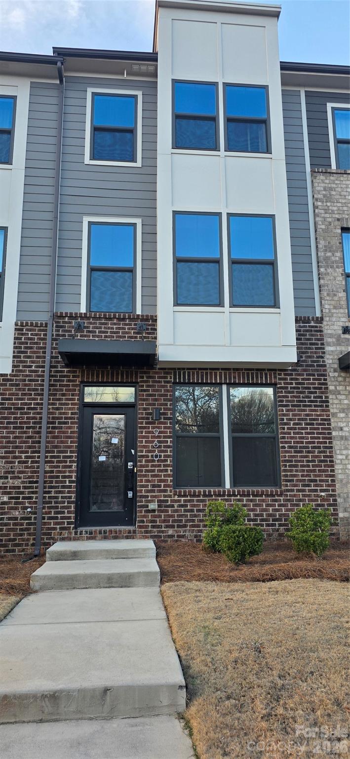 960 Broad River Lane Charlotte NC 28211