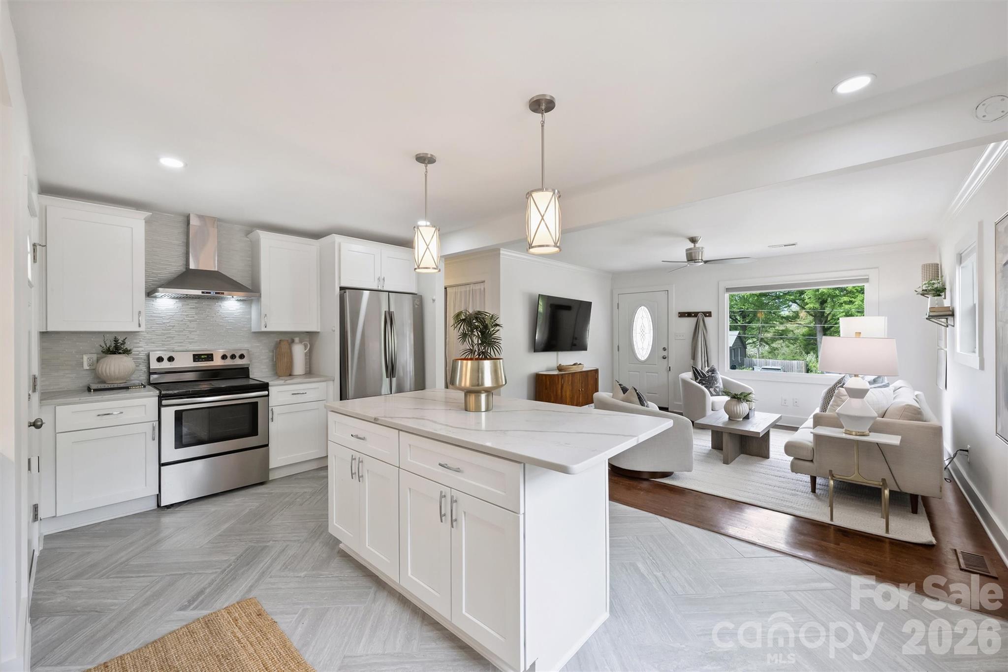 2314 Crestview Drive Charlotte NC 28216