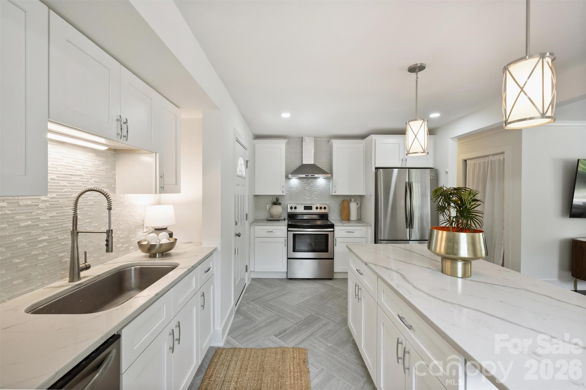 2314 Crestview Drive Charlotte NC 28216